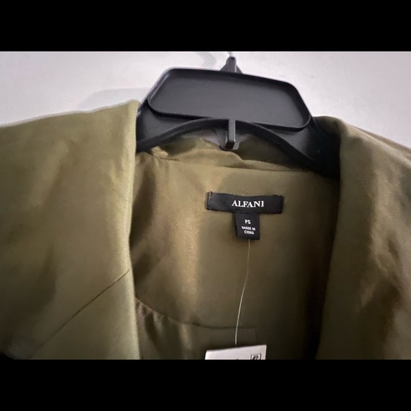 Trench Coat - Picture 8 of 9